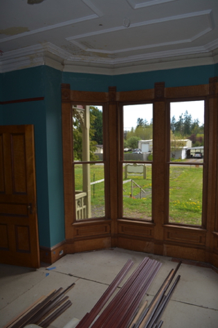 Front Parlor bay window.